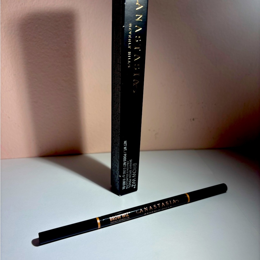Anastasia Beverly Hills Brow Definer - Ebony